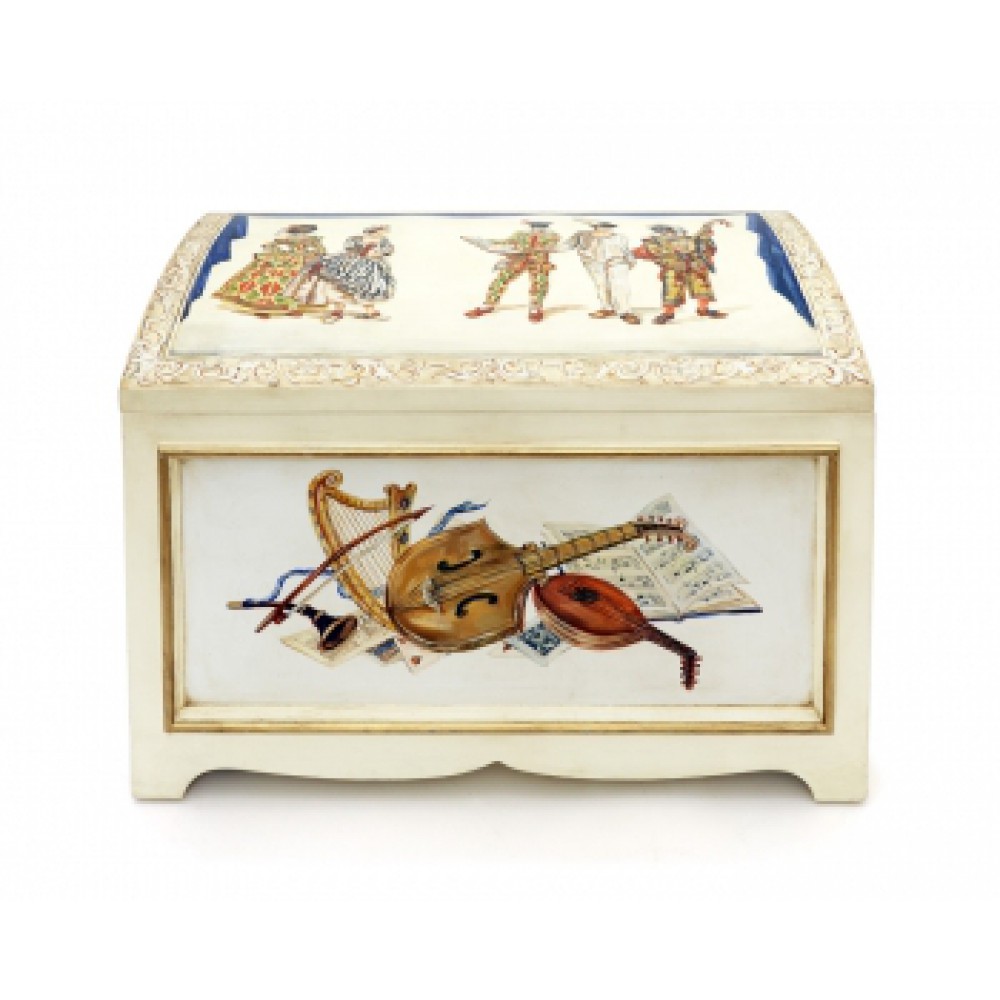 Сундук с росписью Маскарад